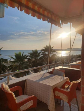Palmas Seaside Apartment